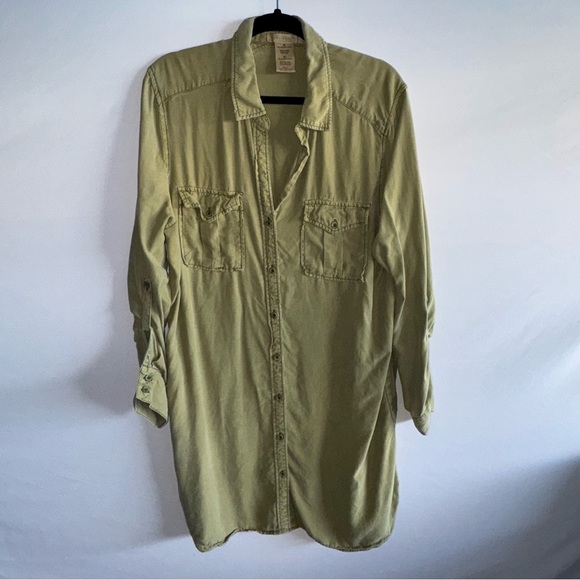 Women's Philosophy Green Button Front Long Sleeve Dress - Picture 2 of 8